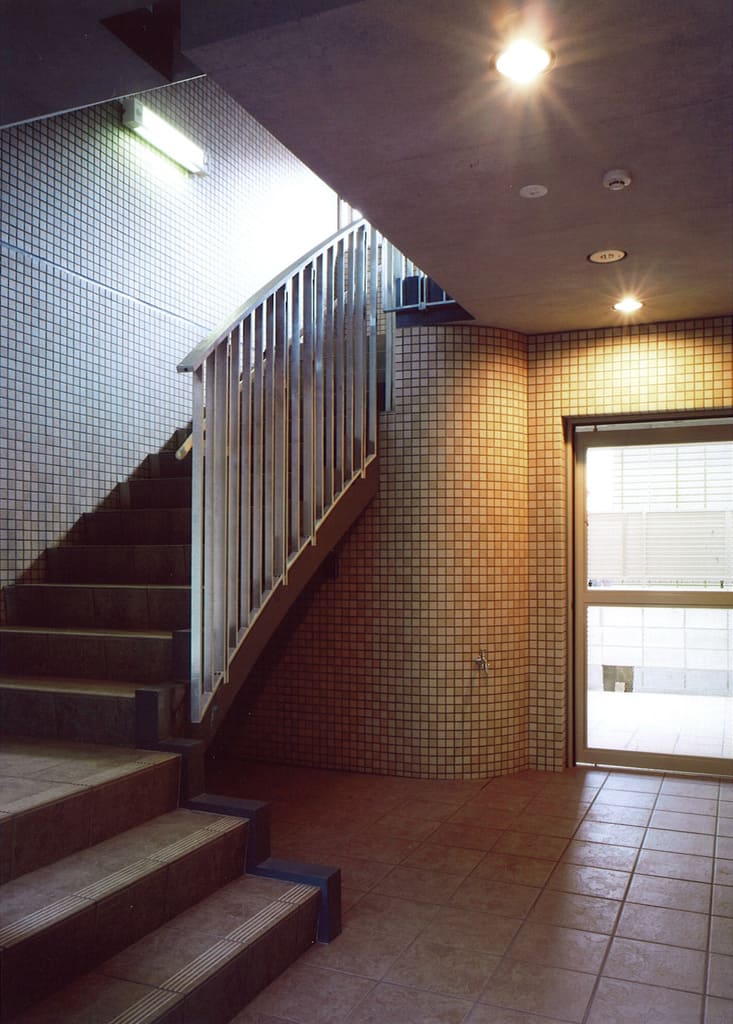 練馬区土支田のマンション1｜マンション内階段
